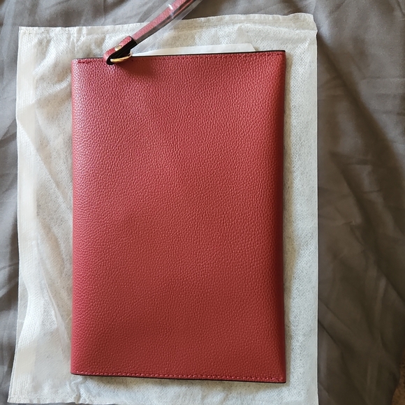 MICHAELA small purse Faux Leather wristlet - Picture 5 of 6